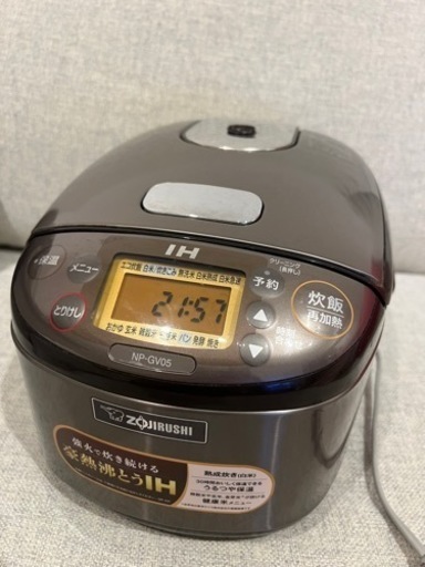 ZOJIRUSHI 3合炊き　炊飯器