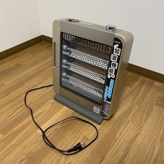 EÜPA 加湿機能付き電気ストーブの画像
