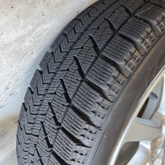 ダイバツ純正　スタッドレスタイヤ　アルミホイール4本セット　の画像