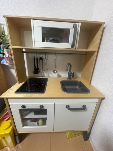 IKEA ままごとキッチン　小物付き