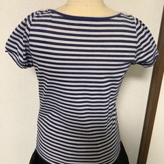 ブルーボーダーカットソーの画像