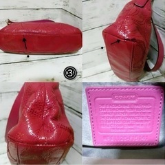 COACH パテントレザー バンド ショルダーバッグ 黒点数個2WAY レッド系の画像