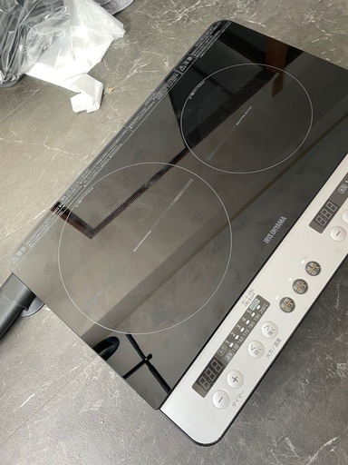29日午前中に引き取りできる方限定最終値下げ最終出品！2口IHコンロ(脚付)IHK-W12SP-B ブラック