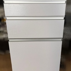 食器棚　※01/19まで