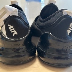 新品未使用子供用NIKEスニーカーの画像