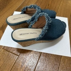 【オリエンタルトラフィック】サンダル　Sの画像