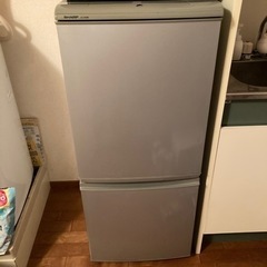 冷蔵庫　シャープ　SHARP SV-14VM 135L 2007年製の画像