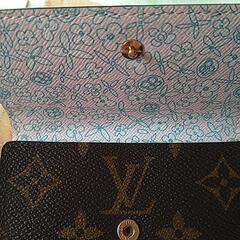 格安　期間限定　新品　LOUISVUITTON　ルイヴィトン　モノグラム・フルリシリーズの
ポルトフォイユ・エリーズ
　折財布　レア　モノグラム　裏地がフラワーの画像