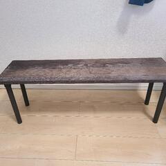 木製のローテーブル