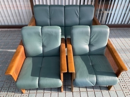 ※終了※カリモク★karimoku ４人掛け(２人掛け+１人掛け×２) ソファー 椅子