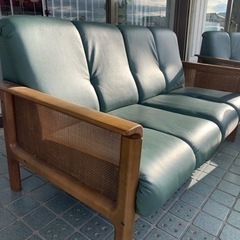 ※終了※カリモク★karimoku ４人掛け(２人掛け+１人掛け×２) ソファー 椅子の画像