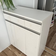 キッチン家具 ゴミ箱の画像