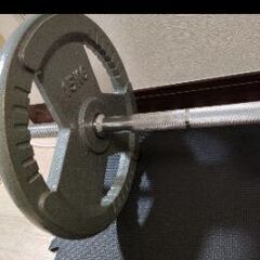 バーベル30kg#15kg×2個とシャフト#スクワッドパッド#トレーニングマットの画像