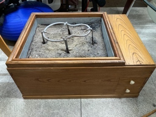 囲炉裏　リサイクルショップ宮崎屋　佐土原店　24.1.12F