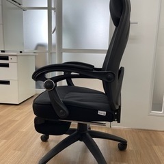 DEVAISE オフィスチェア オットマン付き　ハイバックの画像