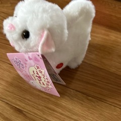 音が鳴る 歩くネコ おもちゃ