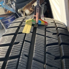 スタッドレスタイヤ　175/70R14の画像