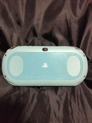 【ほぼ新品】 PS Vita PCH-2000 プレイステーションヴィータ / PlayStation Vita