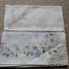 【送別の贈り物として🥲】【新品】刺繍ハンカチ2枚＋1枚