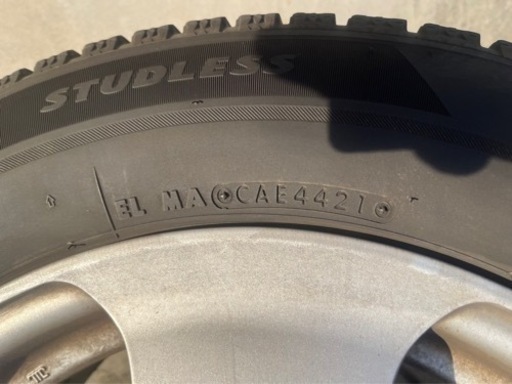 【商談中】ブリヂストン　スタッドレスタイヤ　205/65R16