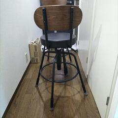 バーチェア　2脚　ソックス付きの画像