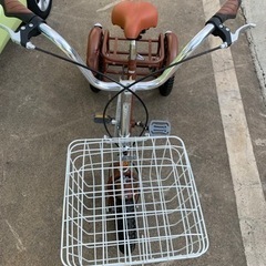 三輪自転車の画像