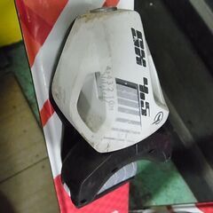 セール中につき、通常特価3,278円より半額の1,639円!　【8】B✕B　ジュニアスキー　118㎝　ビンディング付き　JX-E1　子供スキー　スキー板　ウィンタースポーツの画像