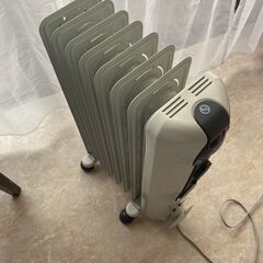 【美品】デロンギ　オイルヒーター　HJ0812の画像