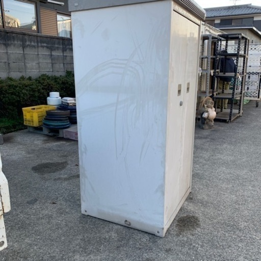 交渉中　物置　イナバ物置　スリムマン　鍵付き　取説あり　中古品　キズ汚れあり