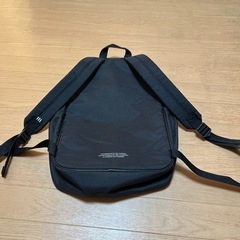 adidas リュックの画像