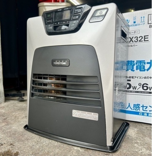 お引取り限定 14年製 トヨトミ 石油ファンヒーター LC-SDX32E 木造9畳/コンクリート12畳