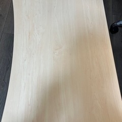 昇降デスクの画像