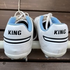 サッカースパイク　22cm プーマ