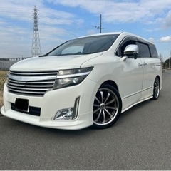 日産　エルグランド　ハイウェイスター　E52 カスタム多数　2.5の画像