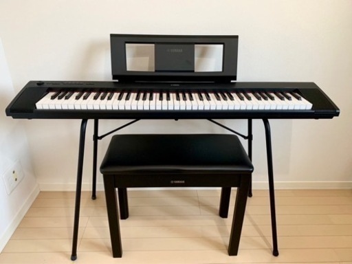 【受け渡し者決定】【良品】YAMAHA 電子キーボード（付属品付き）　10,000円