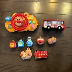 アンパンマンおでかけメロディーハンドルと おしゃべり路線バス