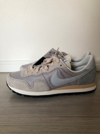 NIKE AIR Pegasus83