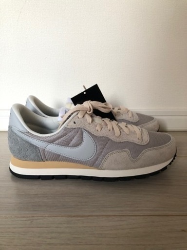 NIKE AIR Pegasus83