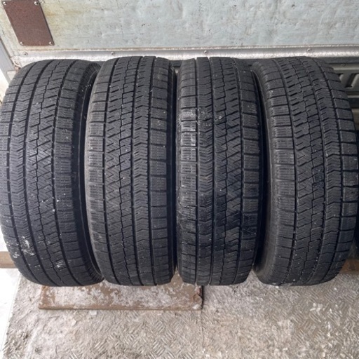 バリ山　BRIDGESTONE ブリヂストン　ブリジストン　VRX2 195/65R15 スタッドレス　タイヤ　2020年製　15インチ