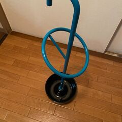 【一時応募締め切り】傘立て　スチール製の画像