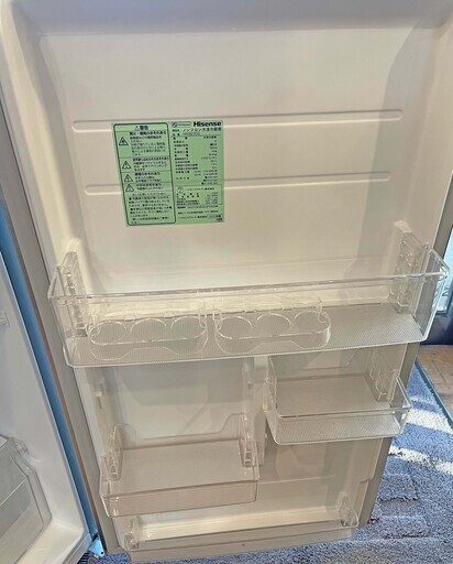 ●新春特価！！●近郊配送可能(^^♪●2020年製　Hisense　2ドア　227L　冷蔵庫　HR-B2302　中古品●相模原　横浜　
