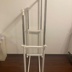 ハンガーラック　キャスター付きの画像