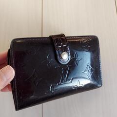 ルイヴィトン財布 ヴェルニ