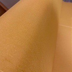　新品未使用ソファ　イエロー　布生地　金運上がるカラーの画像