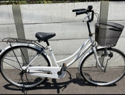 引っ越しするので自転車&座椅子譲ります