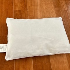 未使用　記名あり　お昼寝布団→枕のみの画像