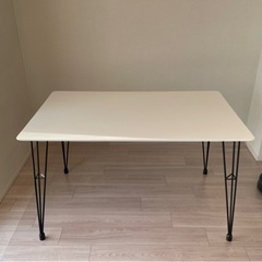 【ダイニングテーブル】　ホワイト　美品