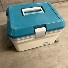 釣り用クーラーボックス
