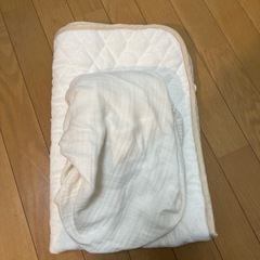 美品ベビー布団　ご希望でしたらカバー一式つけますの画像