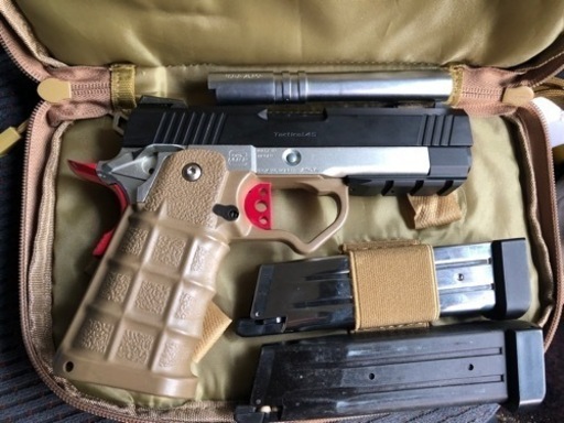 東京マルイ　ハイキャパ5.1ステンレスモデル(カスタム) 予備マガジン付き！